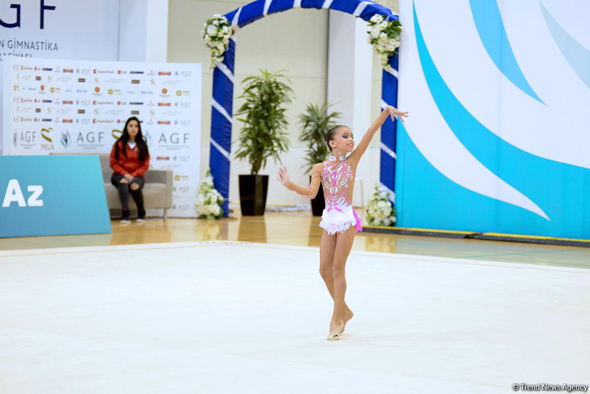 Mingəçevirdə bədii gimnastika üzrə XXIII Azərbaycan birinciliyi və III Bölgələrarası Kubok keçirilir (FOTO)