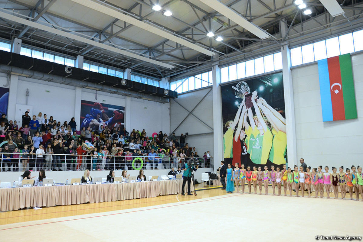 Bədii gimnastika üzrə 23-cü Azərbaycan birinciliyi və 3-cü Bölgələrarası Kubokun qalibləri mükafatlandırılıb (FOTO)