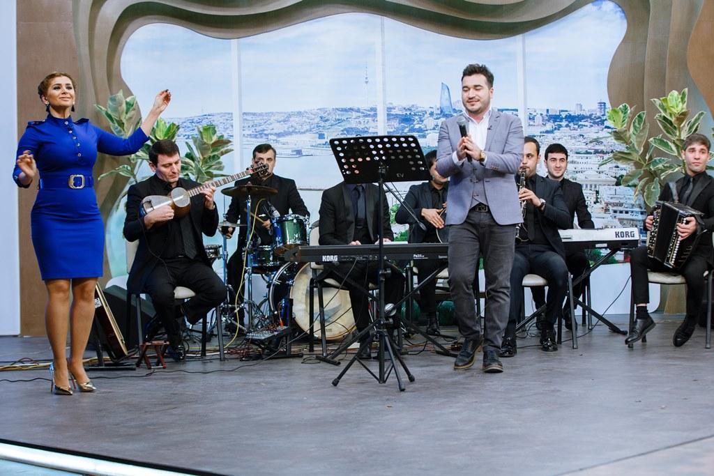Müğənni Ayan: Əvvəl uşaq idim, indi ağıllanmışam (FOTO)