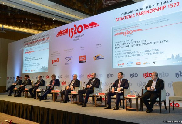 Bakıda beynəlxalq dəmir yolu biznes-forumu keçirilir (FOTO)