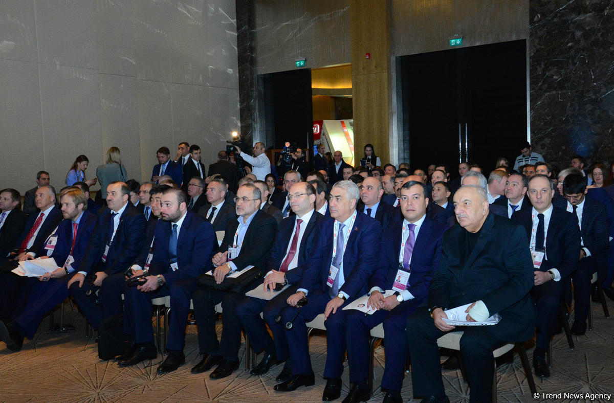 Bakıda beynəlxalq dəmir yolu biznes-forumu keçirilir (FOTO)
