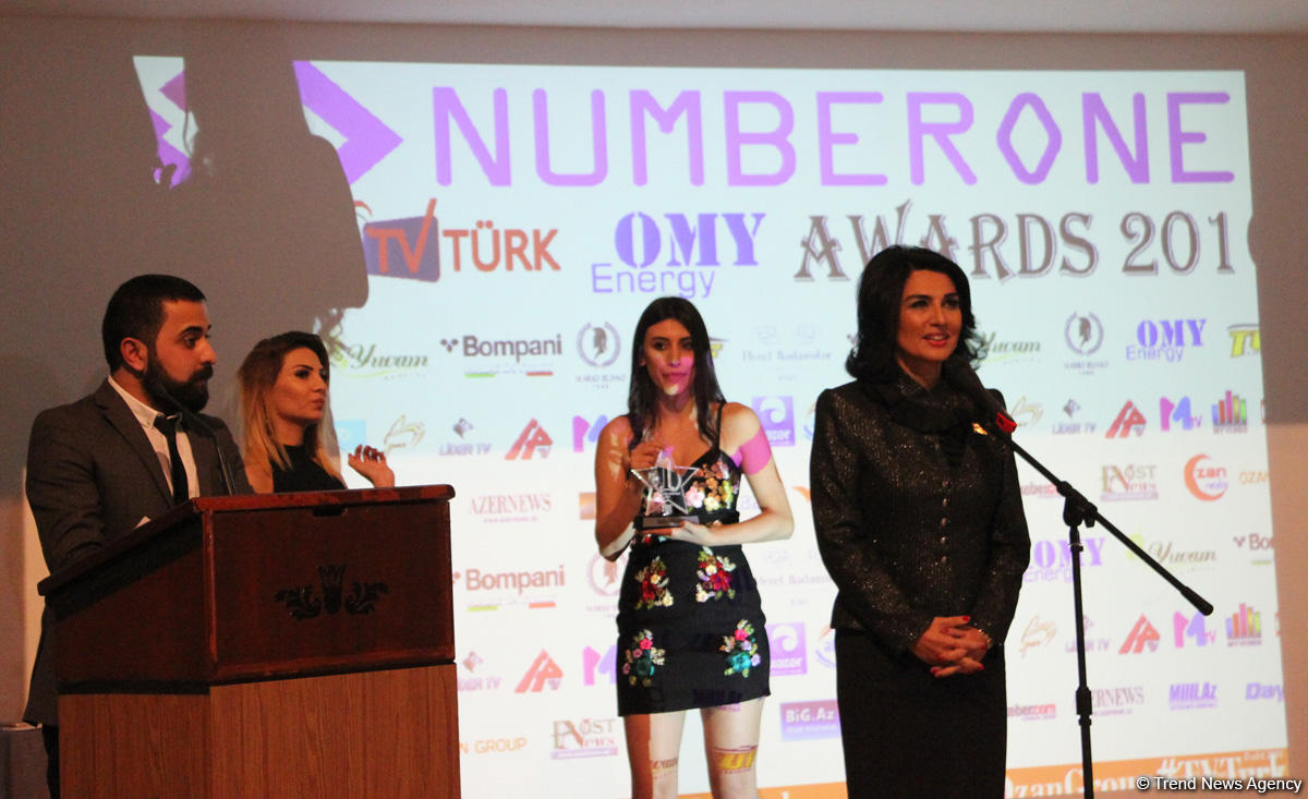 Bakıda “Number One” Beynəlxalq mükafatlandırma mərasimi keçirilib (FOTO)