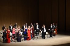 Leyla Əliyeva Heydər Əliyev Mərkəzində Vyana Ştraus Festival Orkestrinin konsertində olub (FOTO)