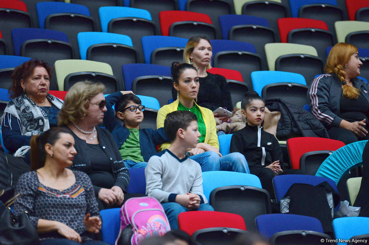 Bədii gimnastika üzrə 23-cü Azərbaycan çempionatı və Bakı birinciliyinə start verildi (FOTO)