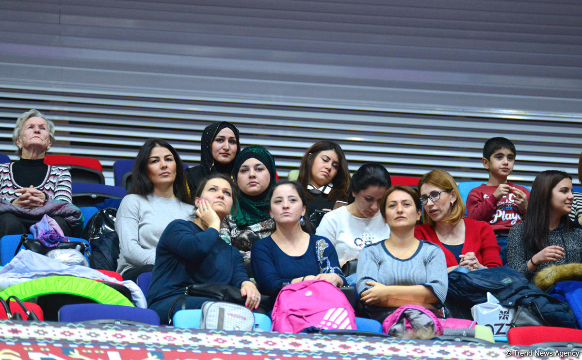 Bədii gimnastika üzrə 23-cü Azərbaycan çempionatı və Bakı birinciliyinə start verildi (FOTO)