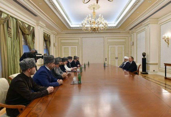 Prezident İlham Əliyev: Biz müsəlman ölkələrində qardaş qanı axıdılmasına laqeyd baxa bilmərik (YENİLƏNİB)