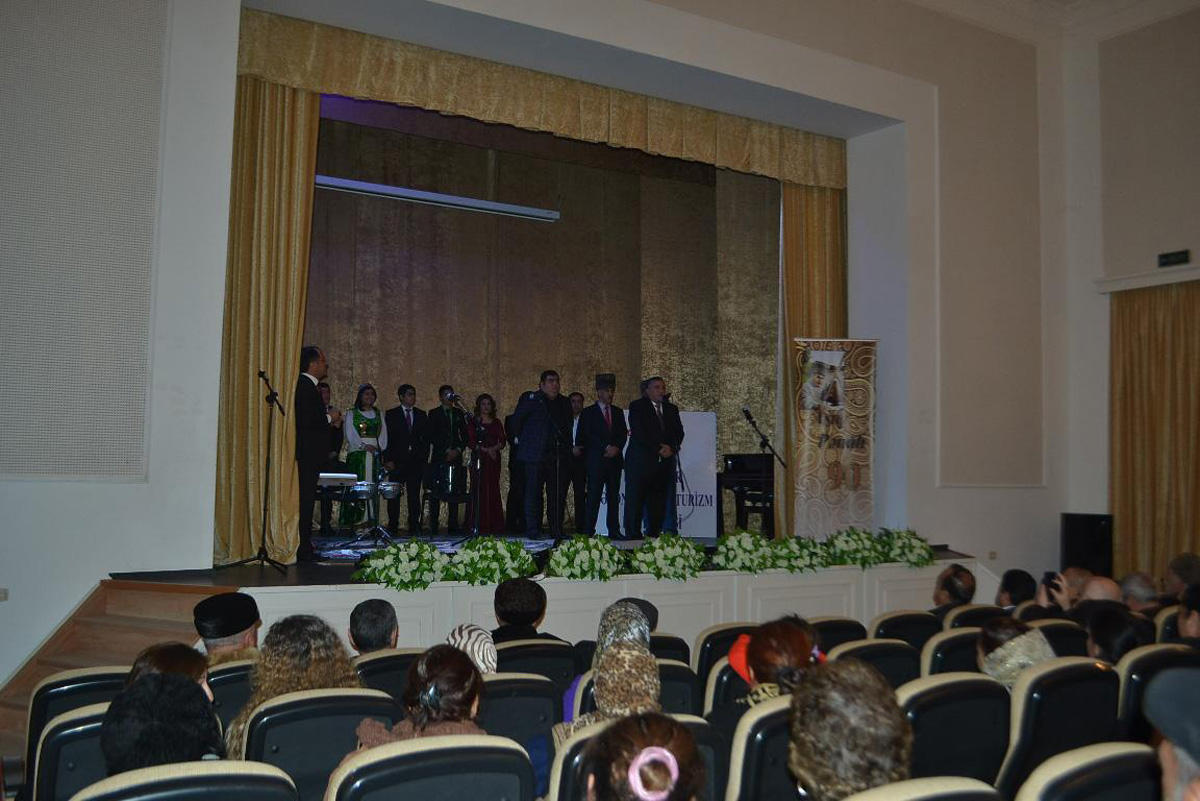 Aşıq Pənahın 90 illik yubileyi ilə bağlı konsert keçirilib  (FOTO)