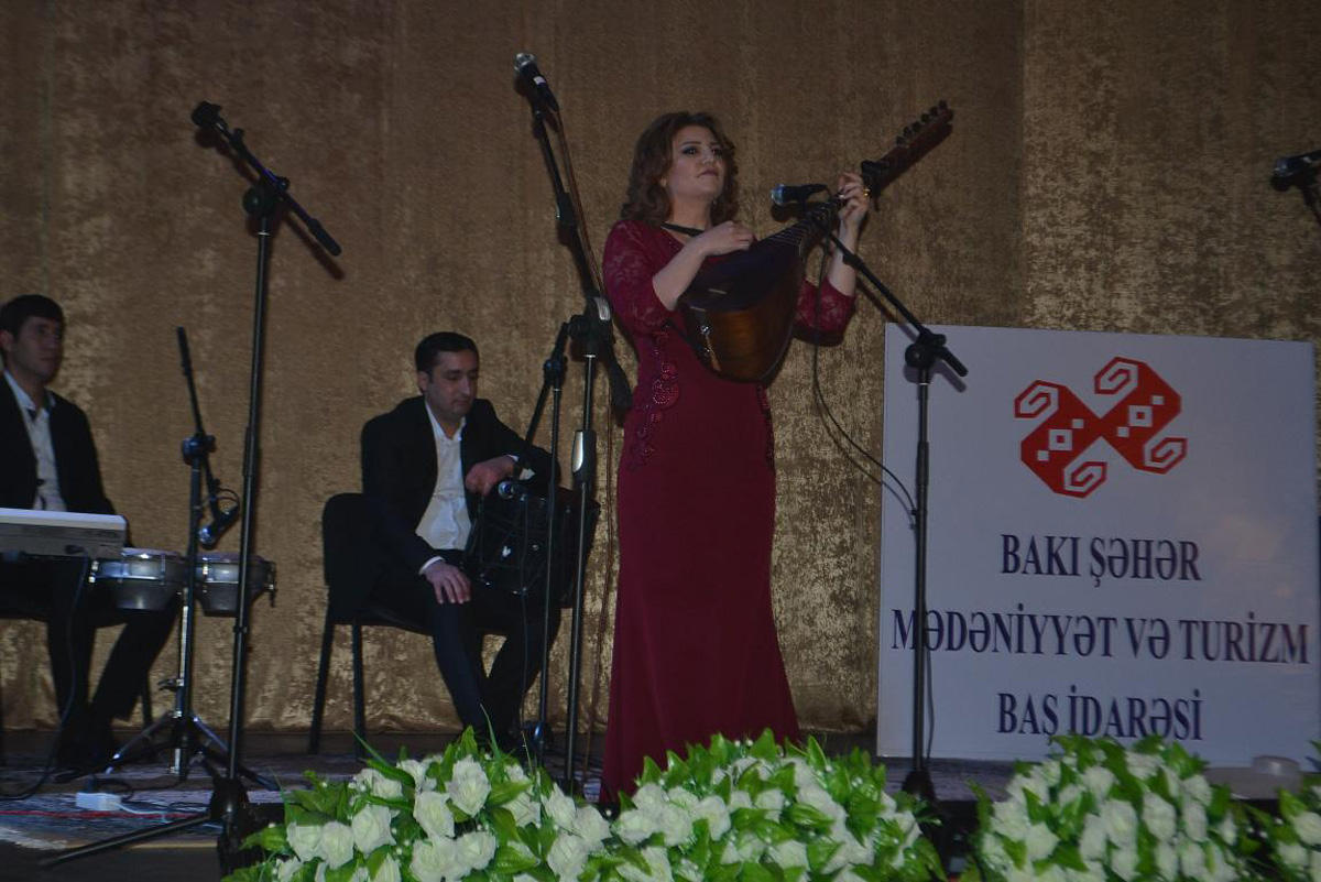 Aşıq Pənahın 90 illik yubileyi ilə bağlı konsert keçirilib  (FOTO)