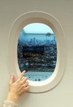 Sensor ekranlı təyyarə illüminatorları istehsal edildi   (FOTO)