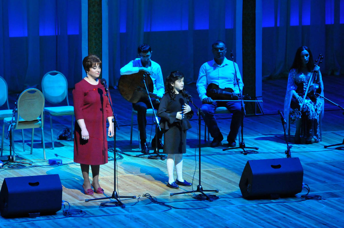 Beynəlxalq Əlillər Gününə həsr olunmuş "Biz bir ailəyik" konserti(FOTO)
