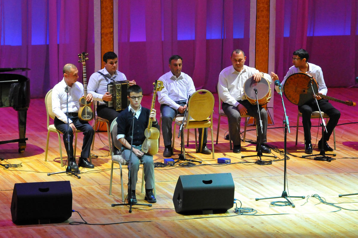 Beynəlxalq Əlillər Gününə həsr olunmuş "Biz bir ailəyik" konserti(FOTO)