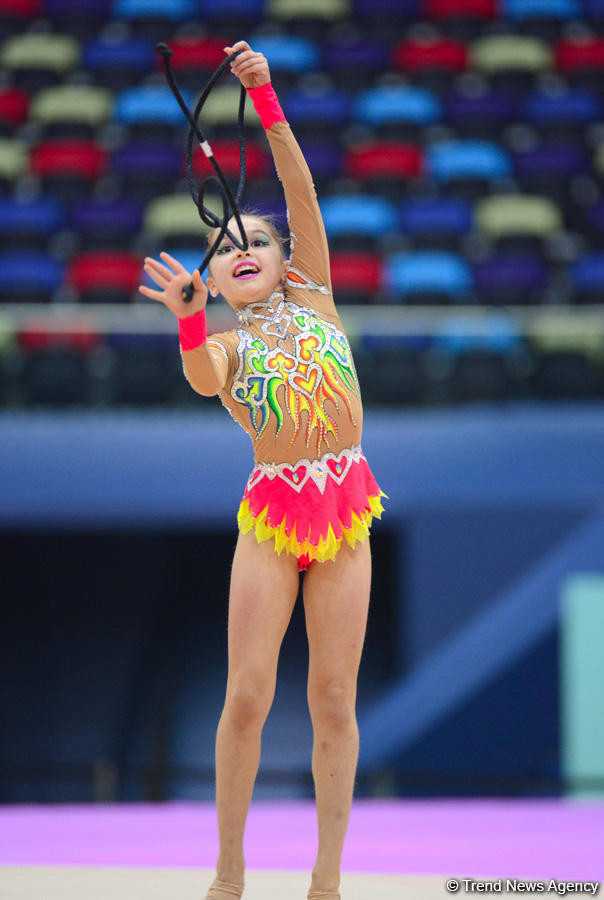 Bədii gimnastika üzrə 23-cü Bakı çempionatı və birinciliyi davam edir (FOTO)