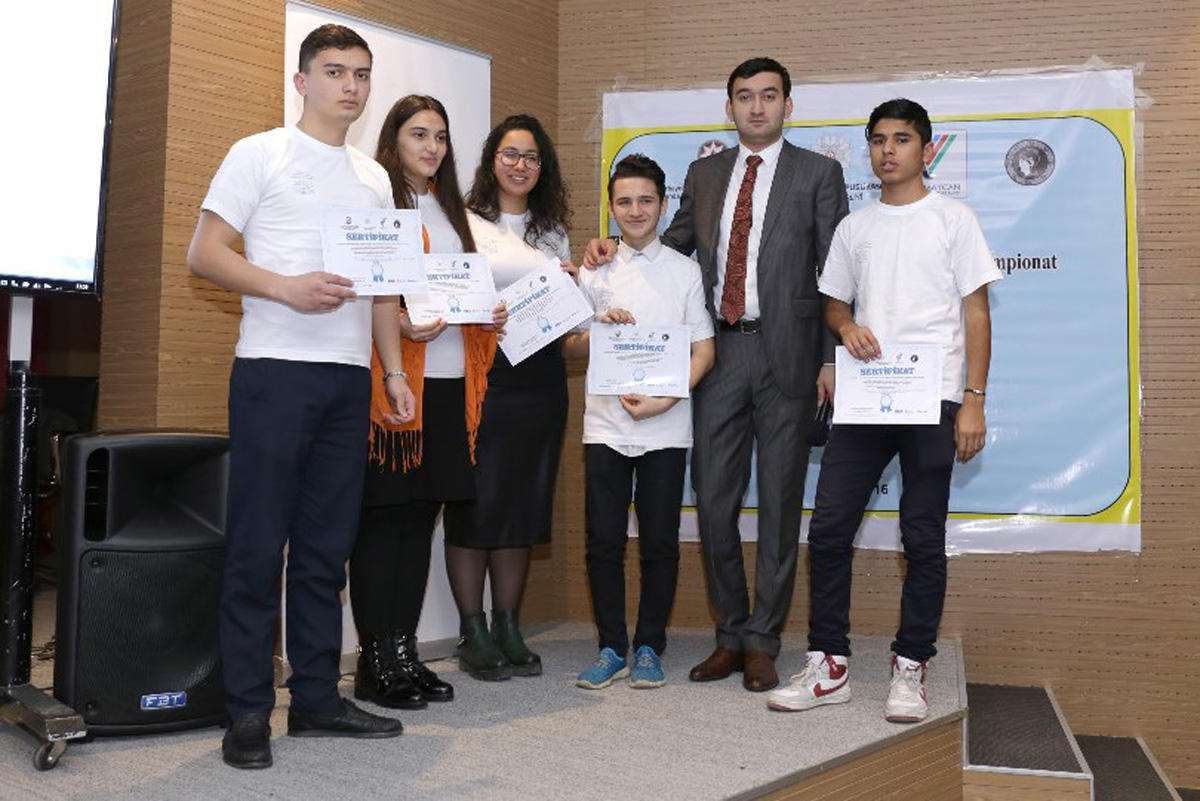 "Parlaq Zəka" intellektual oyunu üzrə məktəblilərarası çempionatın qalibləri bəlli olub (FOTO)