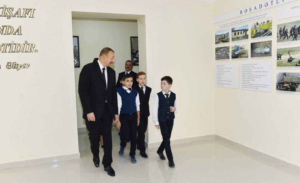 Prezident İlham Əliyev və xanımı Mehriban Əliyeva Tərtərdə Şahmat Məktəbinin yeni binasının açılışında iştirak ediblər (FOTO)