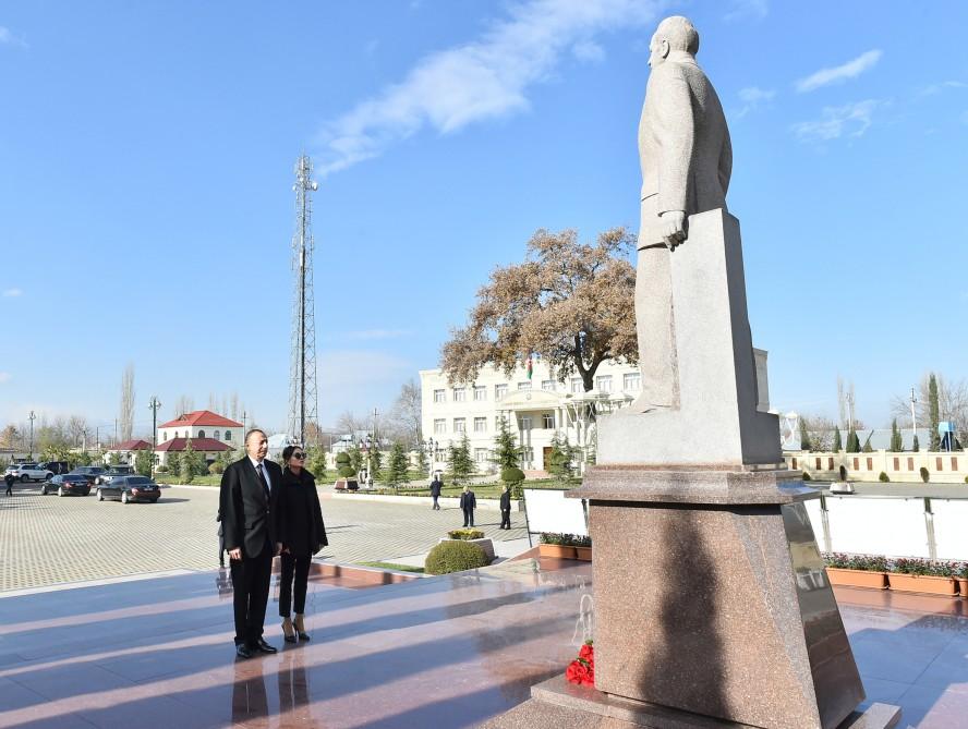 Prezident İlham Əliyev və xanımı Mehriban Əliyeva Ağdam rayonuna gəliblər (FOTO)