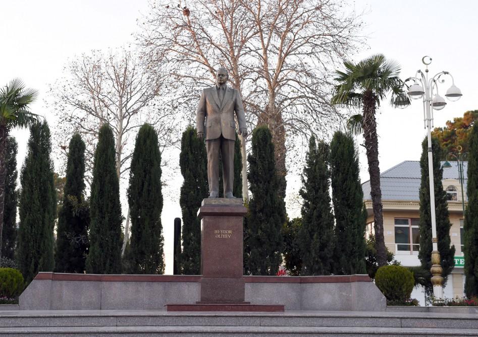 Prezident İlham Əliyev və xanımı Mehriban Əliyeva Tərtər rayonuna səfərə gəliblər (FOTO)