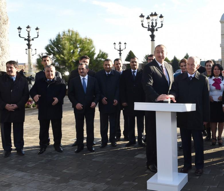 Prezident İlham Əliyev və xanımı Tərtərin içməli su təchizatı və kanalizasiya sistemlərinin yenidən qurulması münasibətilə tədbirdə iştirak ediblər (FOTO)