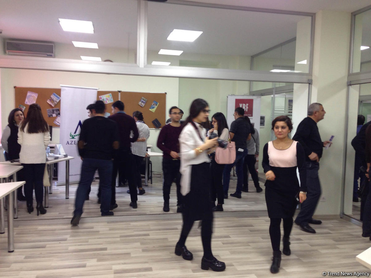 Bakıda "Karyera günü və iş yarmarkası" keçirilir  (FOTO)