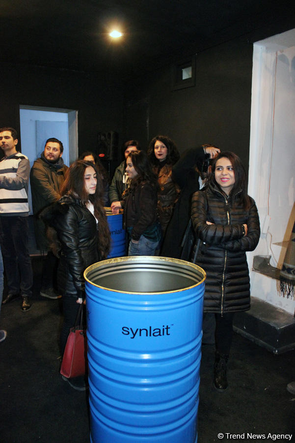 ARTIM Layihə Məkanında "Bu necə bir hissdir?" qrup sərgisi açılıb (FOTO)