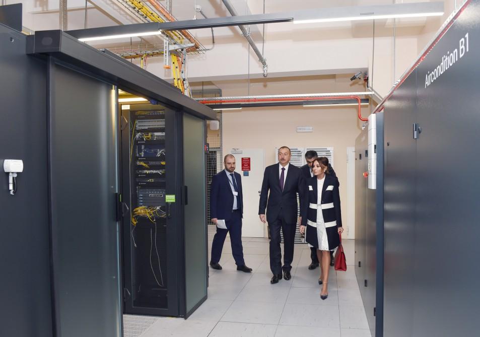Prezident İlham Əliyev və xanımı RYTN-nin Regional Data və Beynəlxalq Kommutasiya mərkəzlərinin açılışında iştirak ediblər (YENİLƏNİB) (FOTO)