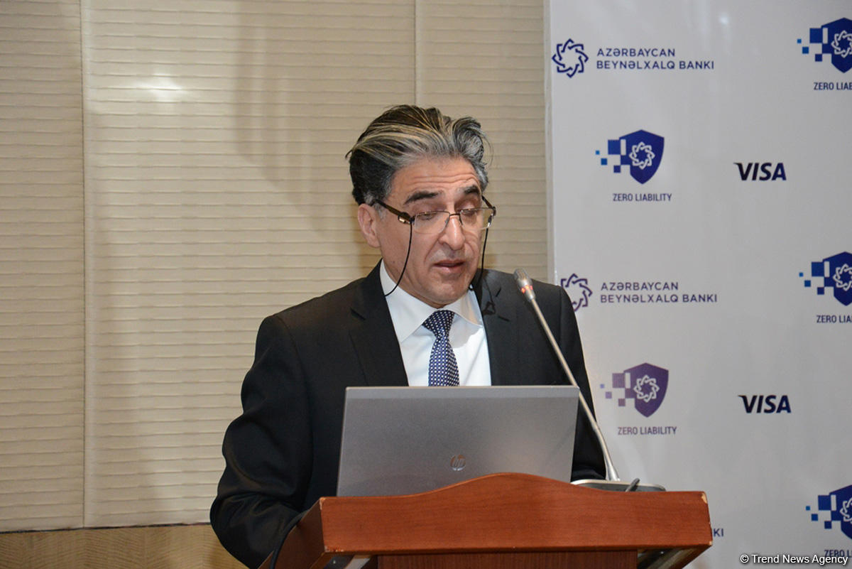 Azərbaycanda kart sahiblərinin dələduzlardan müdafiəsi gücləndirilir  (FOTO)