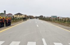 İlham Əliyev Zığ-Əmircan-Yeni Suraxanı avtomobil yolunun 5 km-lik hissəsinin əsaslı yenidənqurmadan sonra açılışında iştirak edib
(FOTO)