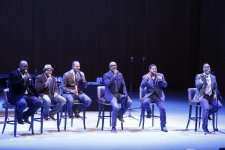 Fenomenal “Take 6” Heydər Əliyev Mərkəzinin səhnəsində a kapellanın hədsiz imkanlarını sərgiləyib (FOTO/VİDEO)