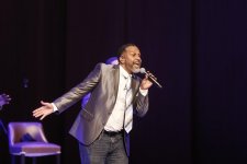Fenomenal “Take 6” Heydər Əliyev Mərkəzinin səhnəsində a kapellanın hədsiz imkanlarını sərgiləyib (FOTO/VİDEO)