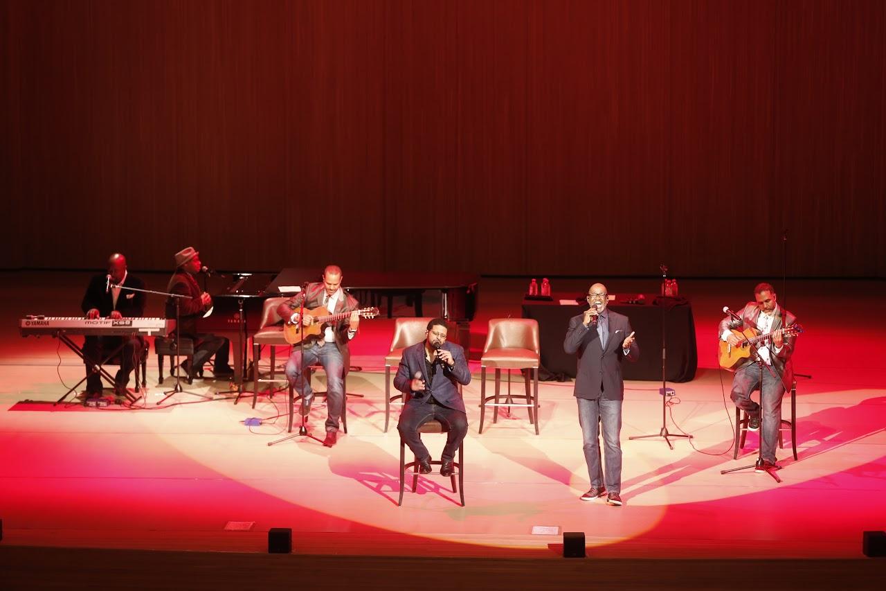 Fenomenal “Take 6” Heydər Əliyev Mərkəzinin səhnəsində a kapellanın hədsiz imkanlarını sərgiləyib (FOTO/VİDEO)