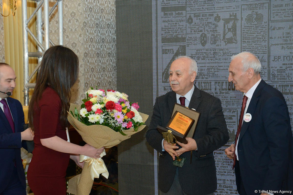 “Kaspi” qəzetinin 135 illiyi münasibətilə tədbir keçirilib (FOTO)