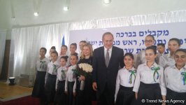 İsrailin baş naziri “Xabad-Or-Avner” tədris mərkəzinə baş çəkib (FOTO)