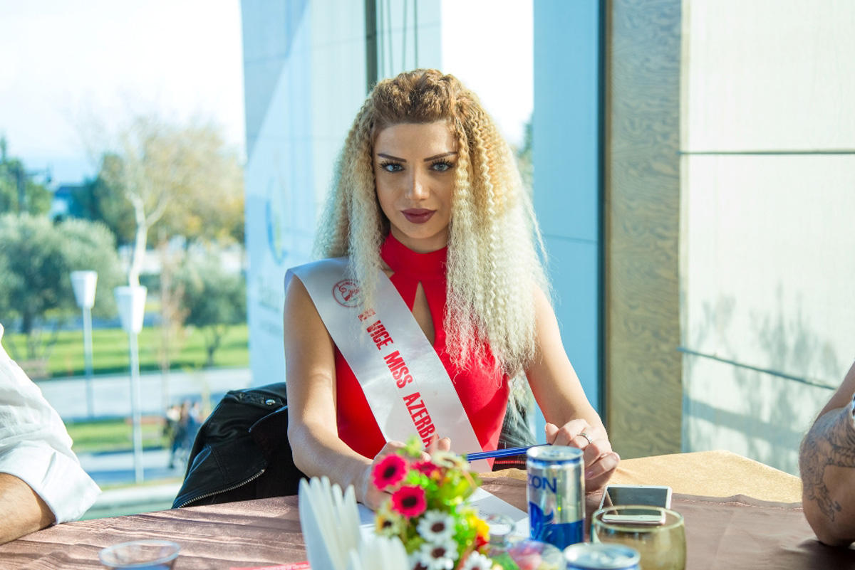 "Miss Top Model Azerbaijan-2017"-nin ilk kastinqləri keçirilib (FOTO)