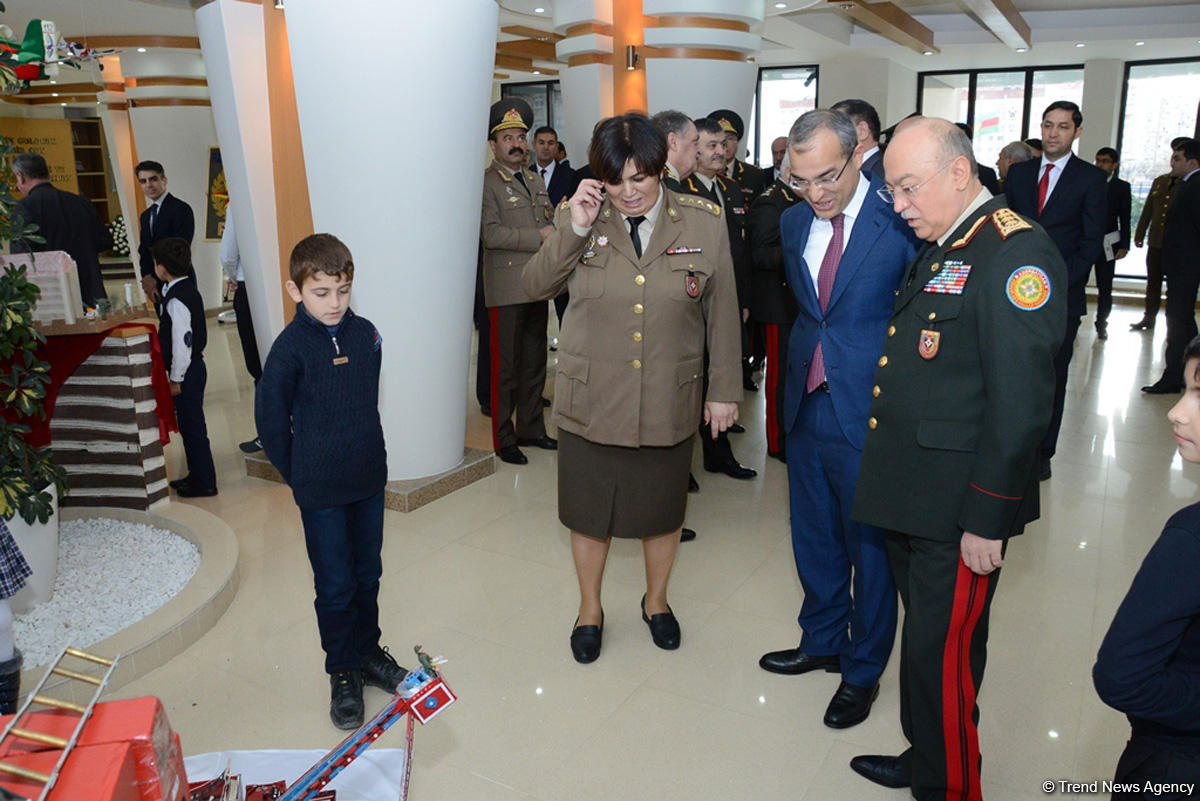 "Fövqəladə hallar uşaqların gözü ilə" uşaq yaradıcılıq müsabiqəsinin qalibləri mükafatlandırılıb (FOTO)