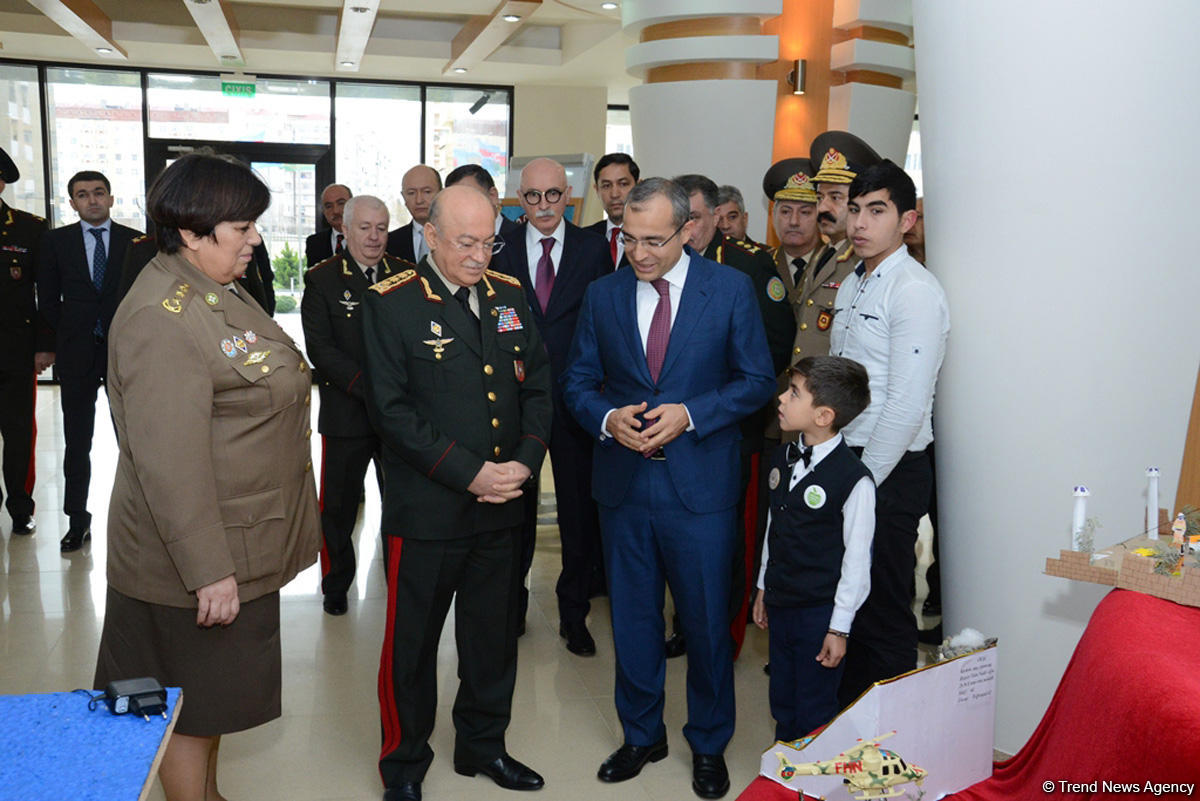 "Fövqəladə hallar uşaqların gözü ilə" uşaq yaradıcılıq müsabiqəsinin qalibləri mükafatlandırılıb (FOTO)