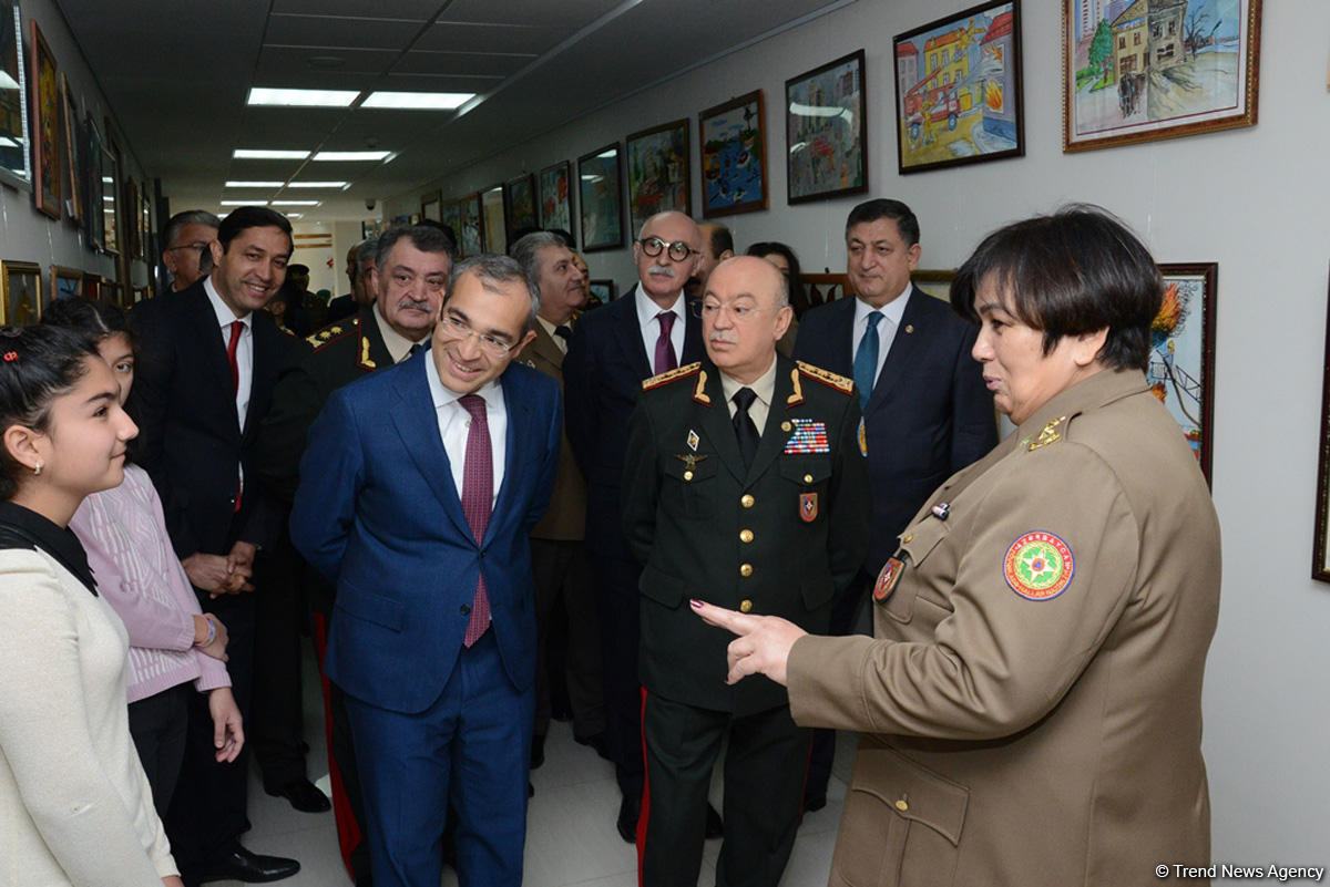 "Fövqəladə hallar uşaqların gözü ilə" uşaq yaradıcılıq müsabiqəsinin qalibləri mükafatlandırılıb (FOTO)