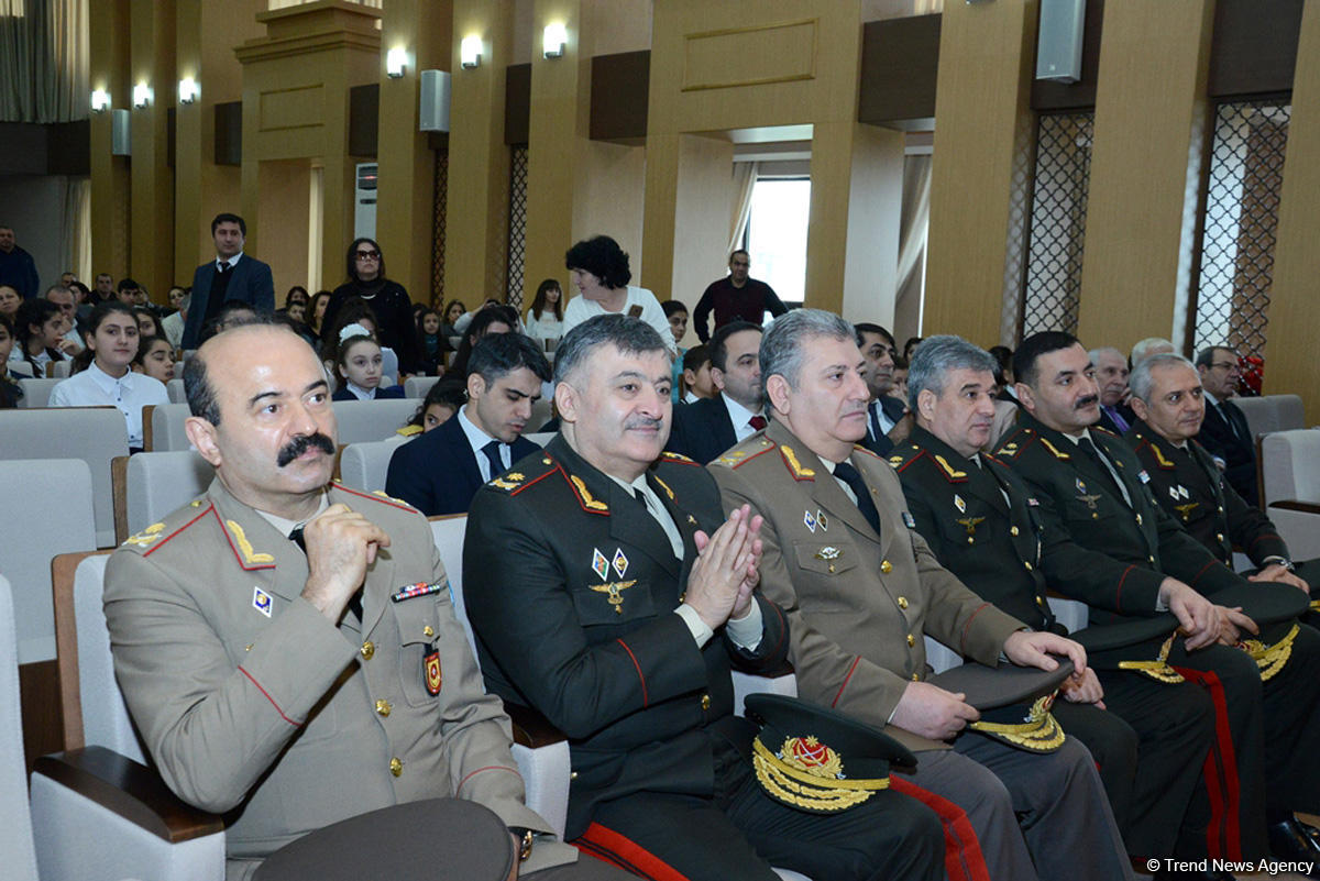 "Fövqəladə hallar uşaqların gözü ilə" uşaq yaradıcılıq müsabiqəsinin qalibləri mükafatlandırılıb (FOTO)