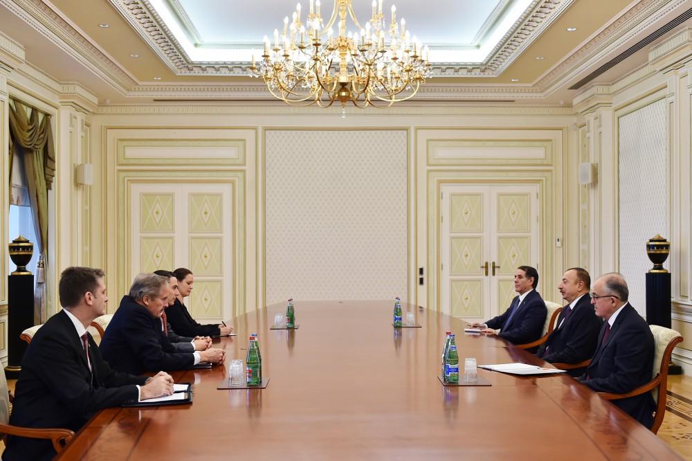 Prezident İlham Əliyev ABŞ Dövlət Departamentinin xüsusi elçisini qəbul edib (YENİLƏNİB)