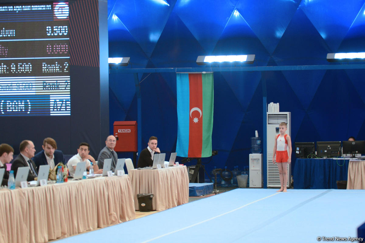 İlin son gimnastika yarışı başladı (FOTO)