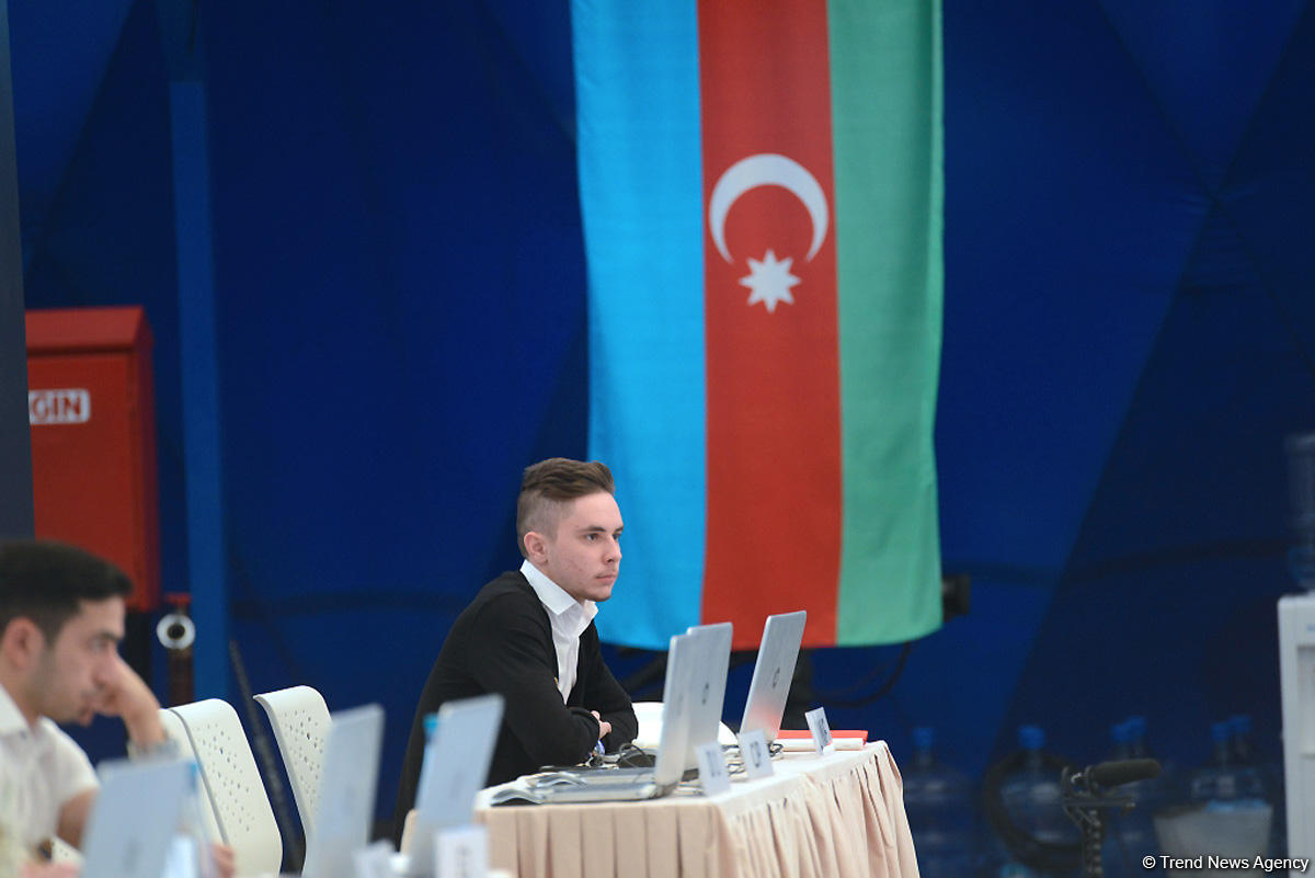 İlin son gimnastika yarışı başladı (FOTO)