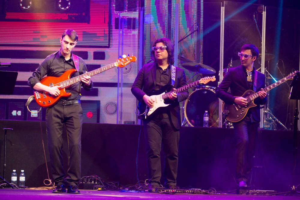 Leyla Əliyeva “Zima” Uşaq Estrada Musiqisi Festivalına baş çəkib (FOTO)