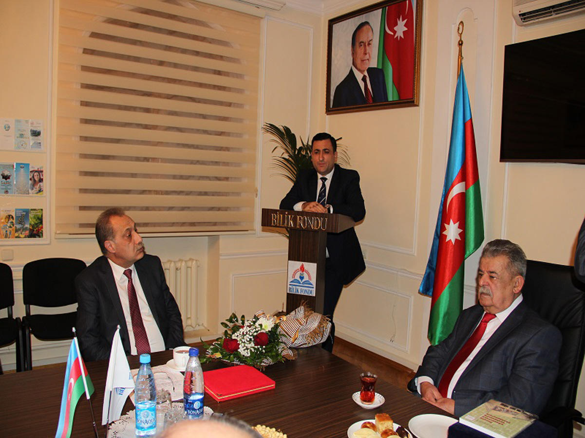 Kamal Abdullayevin 80 illiyi qeyd olunub (FOTO)