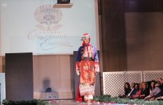 Bakıda türk milli geyiminin möhtəşəm defilesi: ənənələrdən müasirliyədək (FOTO)