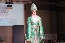 Bakıda türk milli geyiminin möhtəşəm defilesi: ənənələrdən müasirliyədək (FOTO)