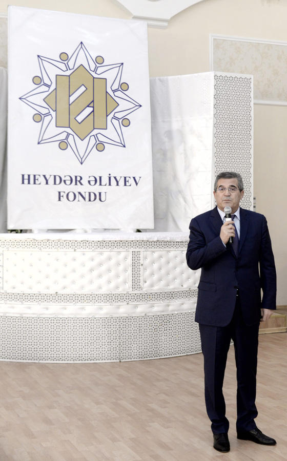 Heydər Əliyev Fondunun təşəbbüsü ilə 165 mindən çox aztəminatlı ailəyə bayram sovqatları verilir (FOTO)