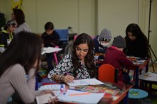 Leyla Əliyeva Rəssamlıq Akademiyası və Milli Onkologiya Mərkəzində olub (FOTO)