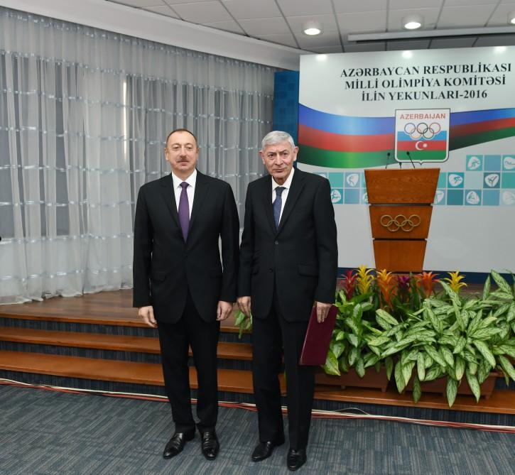 Prezident İlham Əliyev 2016-cı ilin idman yekunlarına həsr olunan mərasimdə iştirak edib (YENİLƏNİB-2) (FOTO)