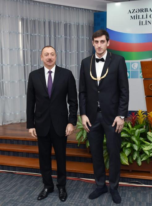 Prezident İlham Əliyev 2016-cı ilin idman yekunlarına həsr olunan mərasimdə iştirak edib (YENİLƏNİB-2) (FOTO)