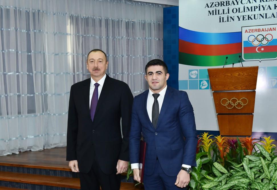 Prezident İlham Əliyev 2016-cı ilin idman yekunlarına həsr olunan mərasimdə iştirak edib (YENİLƏNİB-2) (FOTO)