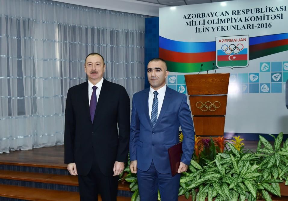 Prezident İlham Əliyev 2016-cı ilin idman yekunlarına həsr olunan mərasimdə iştirak edib (YENİLƏNİB-2) (FOTO)