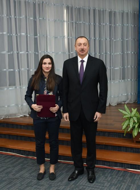 Prezident İlham Əliyev 2016-cı ilin idman yekunlarına həsr olunan mərasimdə iştirak edib (YENİLƏNİB-2) (FOTO)
